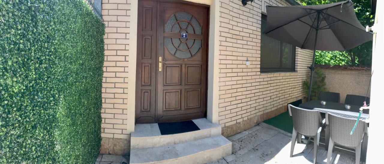 Home Base Apartments Üsküp Dış mekan fotoğraf